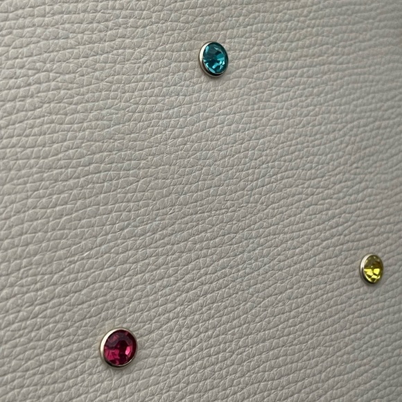 Kate Spade New York • DARCY SMALL BUCKET - Picture 7 of 16